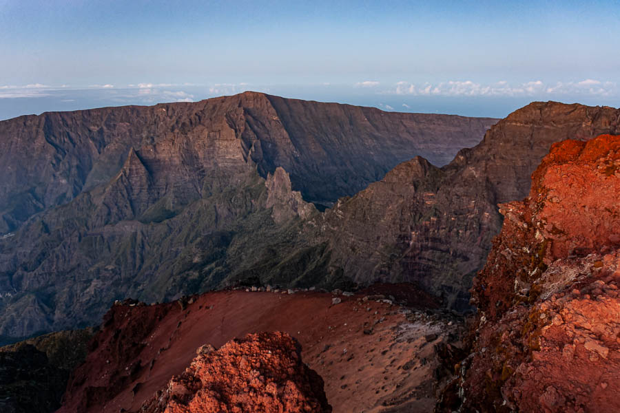 Piton des Neiges : Grand Bénare et col du Taïbit