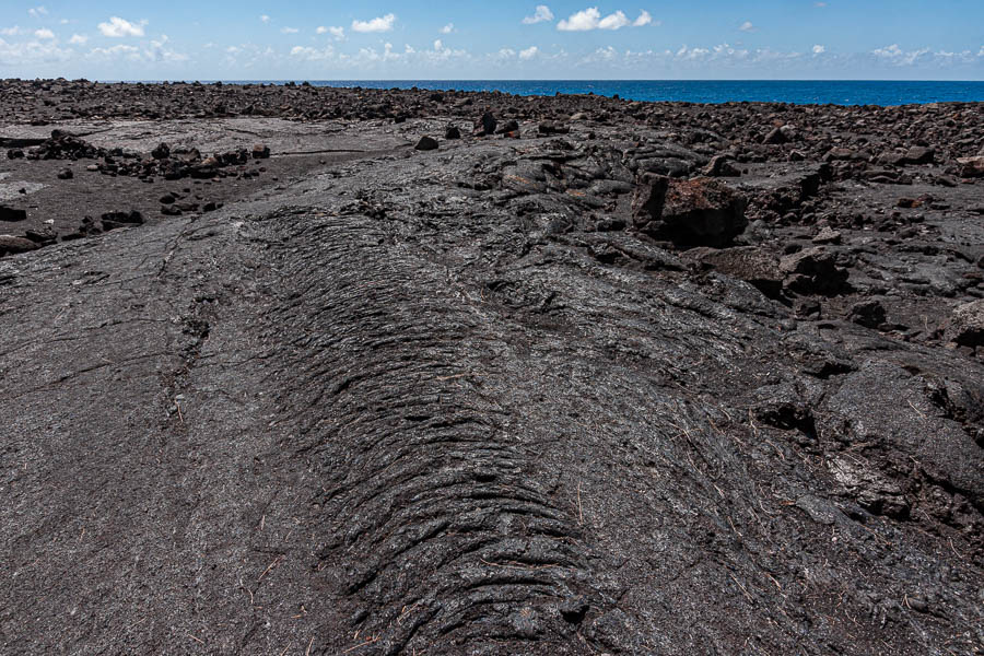 Coulée de 1986 : lave pahoehoe