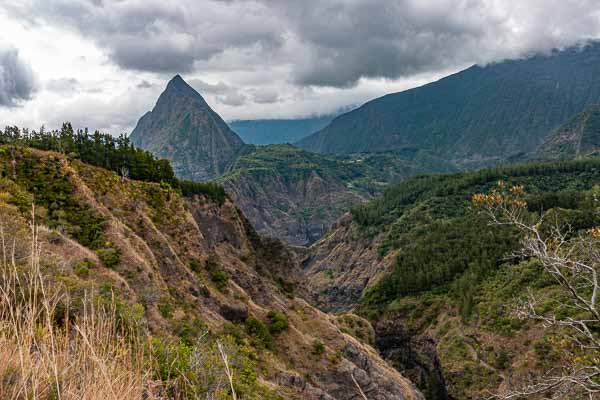 Piton Cabris, Aurère