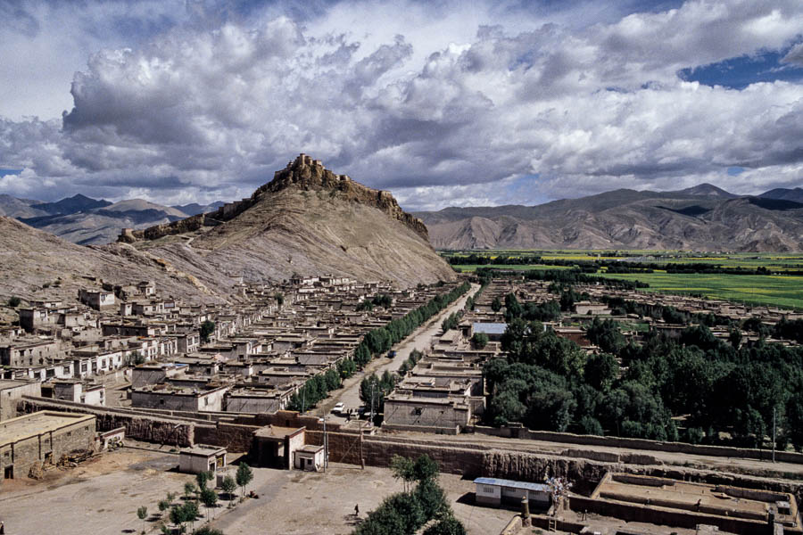 Gyantse : Kumbum, vue de la vieille ville