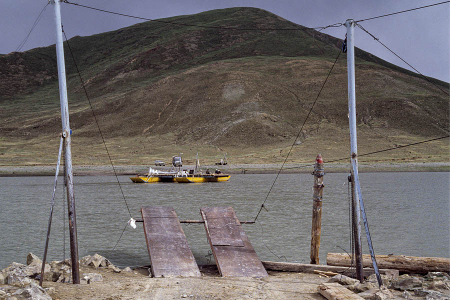 Bac sur le Yarlung Tsangpo