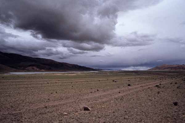 Piste et Yarlung Tsangpo