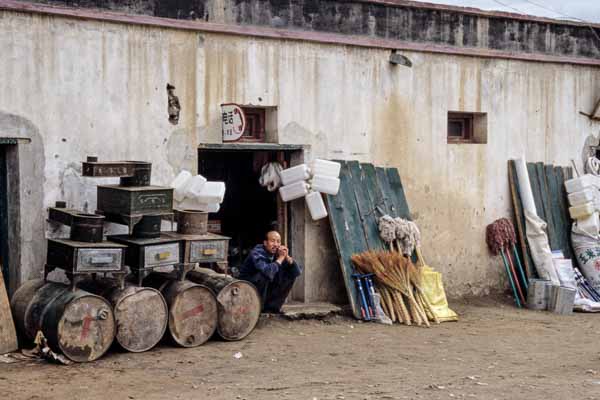 Saga : boutiques, marchand de poêles