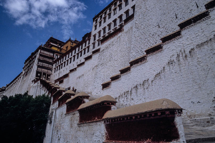 Lhasa : Potala, grand escalier