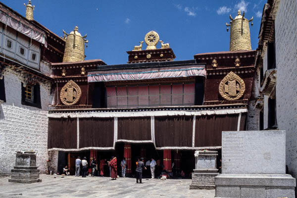 Entrée du Jokhang