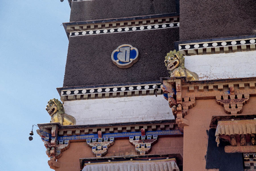Shigatse : monastère de Tashilhunpo, toits