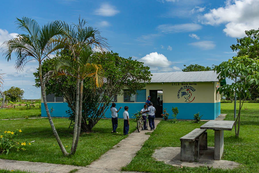 Mata de Madera : école Ricardo Montilla (Colegio Francia)