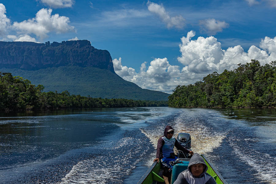 Rio Carrao et Auyan Tepuy