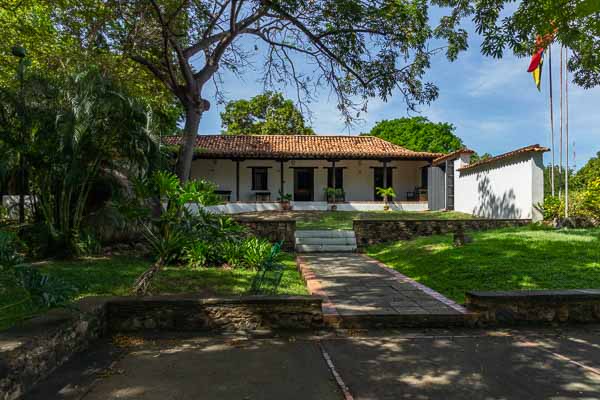 Ciudad Bolívar : casa San Isidro