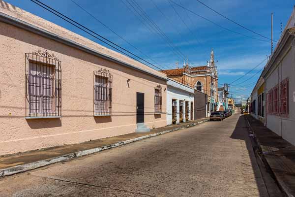 Ciudad Bolívar : calle Dalla Costa