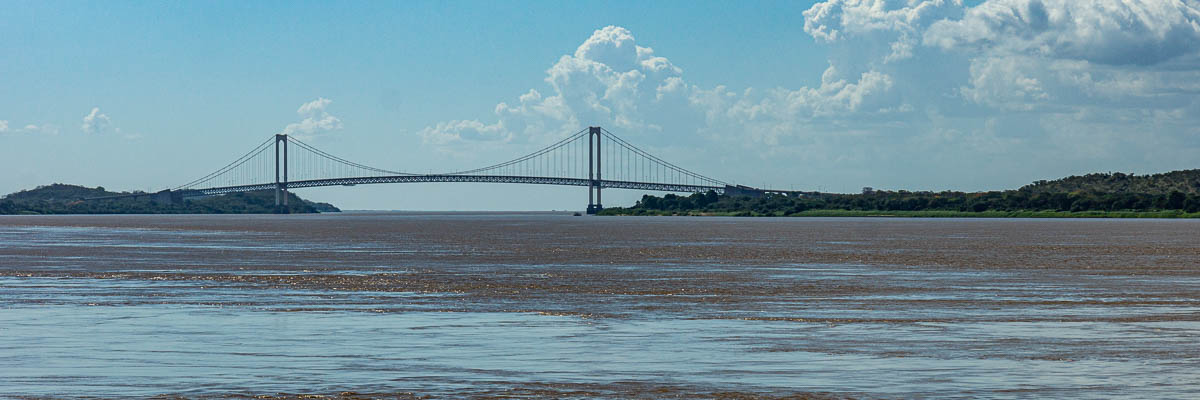 Ciudad Bolívar : pont sur l'Orénoque