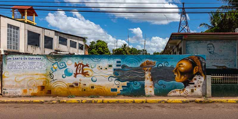 Santa Elena de Uairén : peinture murale