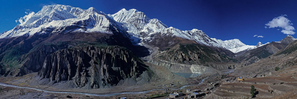 Manang et les Annapurnas