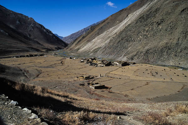 Vue de Dho depuis le gompa