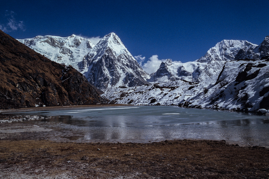 Lac de Ramche et col vers le Sikkim