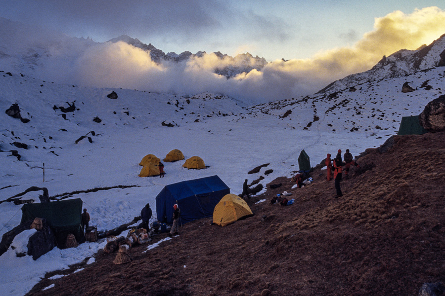Coucher de soleil sur le camp d'Oktang
