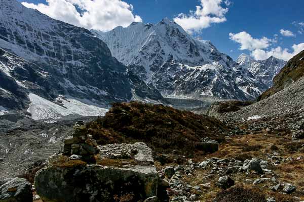 Langshisa Ri et moraine latérale du glacier de Langtang