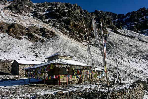 Temple sous la neige