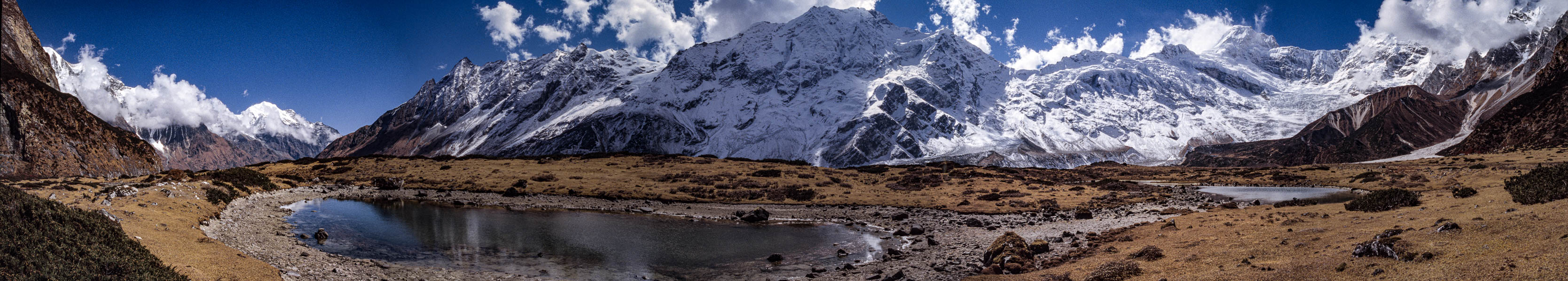 Cirque au sud du Masnalu près de Punggyen Gompa