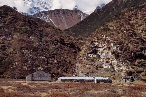 Punggyen Gompa