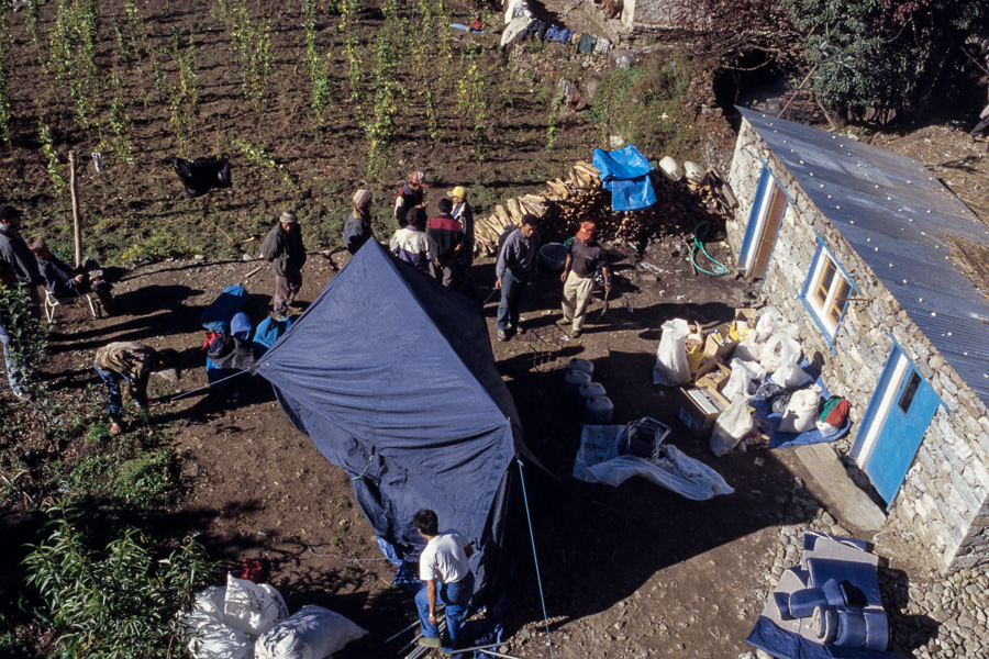 Préparatifs à Lukla