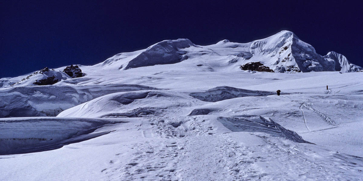 Les 3 sommets du Mera Peak