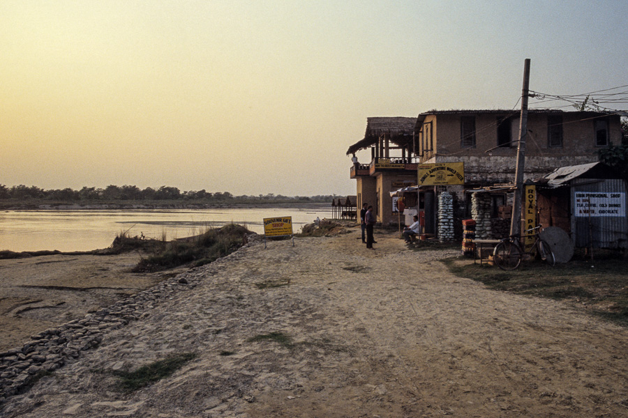 Sauraha au coucher du soleil